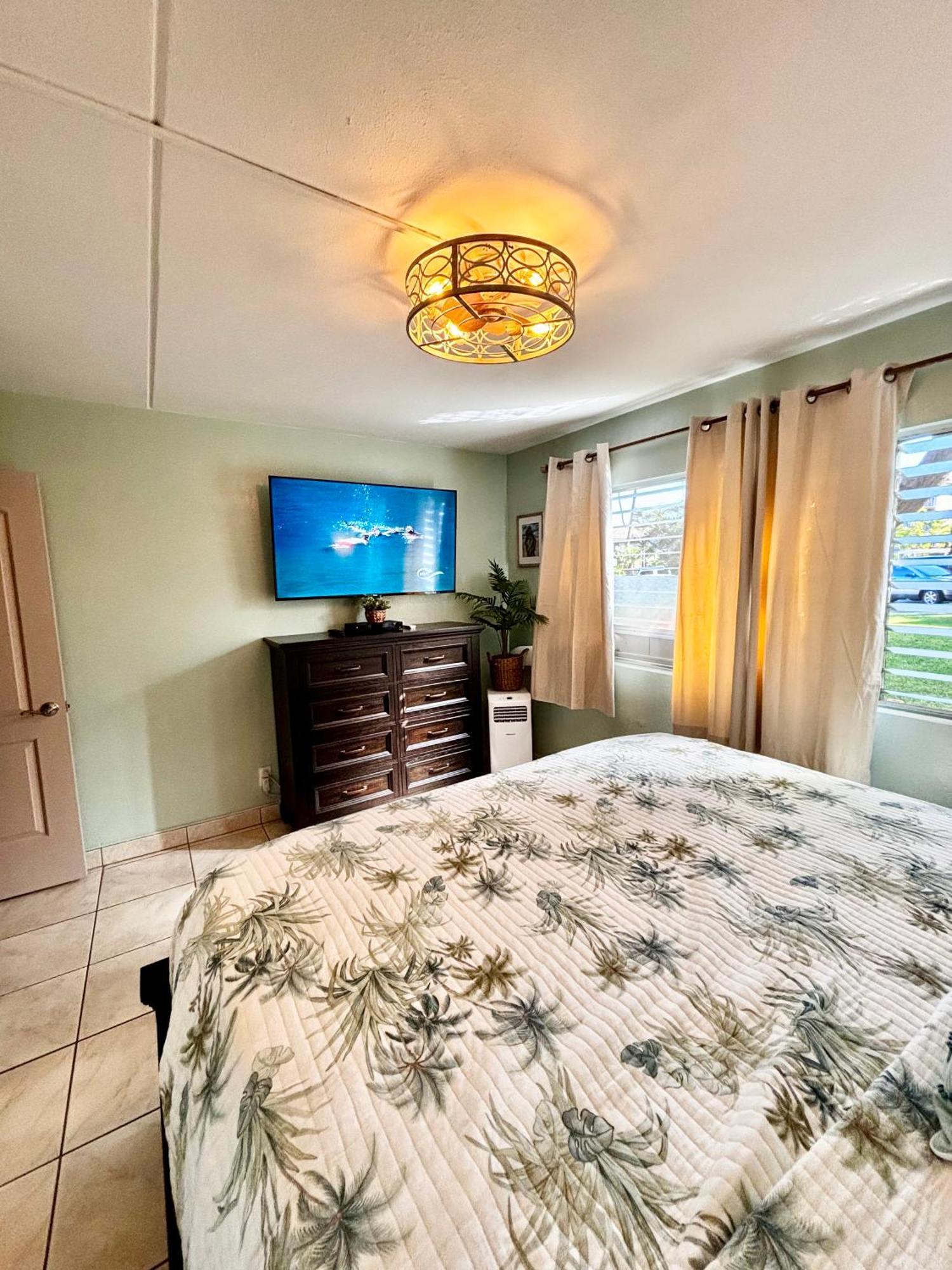 Unrivaled S Kihei Maui Location! Walk To It All! Exterior photo